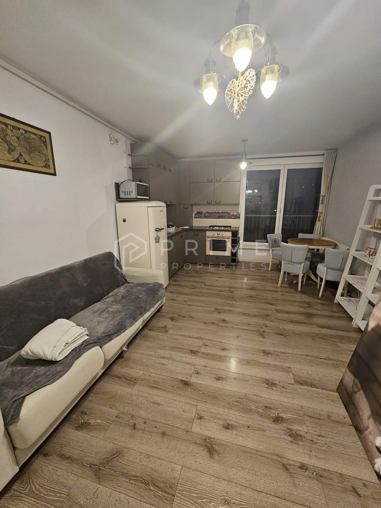 Apartament cu mansardă, 2 camere de închiriat – zona 7 Noiembrie - Poză 2
