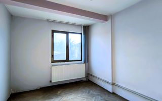 Medgidia | Casa P+1 | 5 camere spațioase, balcon, terasă și garaj - Poză 11