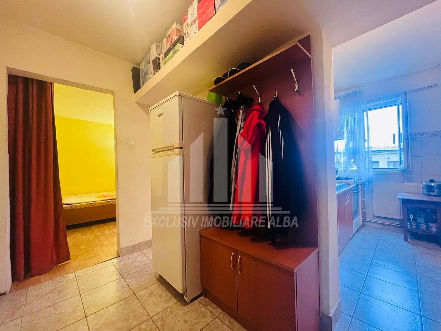 Apartament cu 2 camere, Cetate - Poză 2