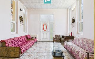 CONAC IMPRESIONANT ÎN GHIOROC - Poză 9