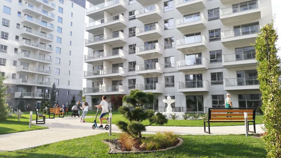Vânzare, apartament cu 2 camere, Luxuria Residence, Bucureşti - Poză 2