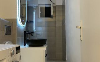 2 camere | etaj 2 | centrala proprie | renovat | mobilat si utilat | - Poză 6