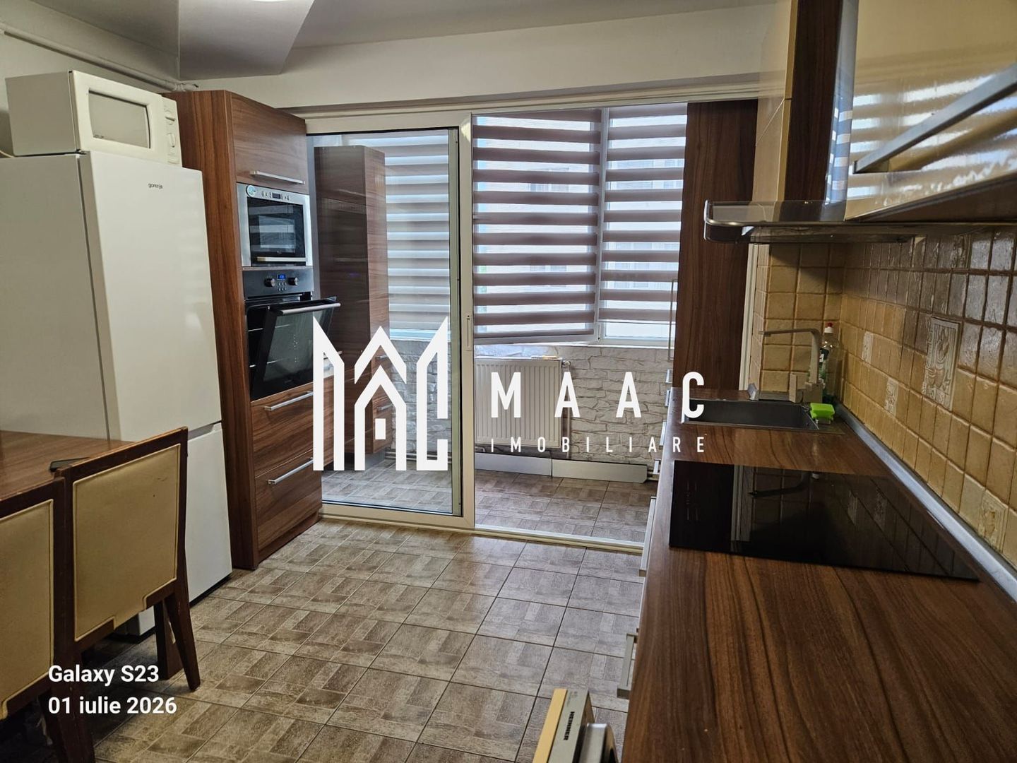 Apartament 3 camere Sibiu | Vasile Aaron | 70 mp, etaj 1, lift - Poză 3