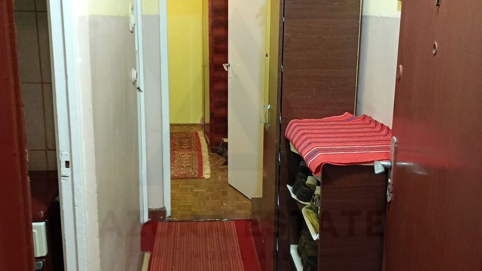 Apartament 2 camere etaj 1 bucatarie inchisa Cedonia - Poză 5