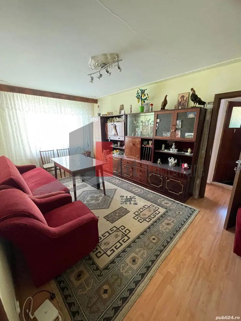vand apartament 3 camere - Poză 3