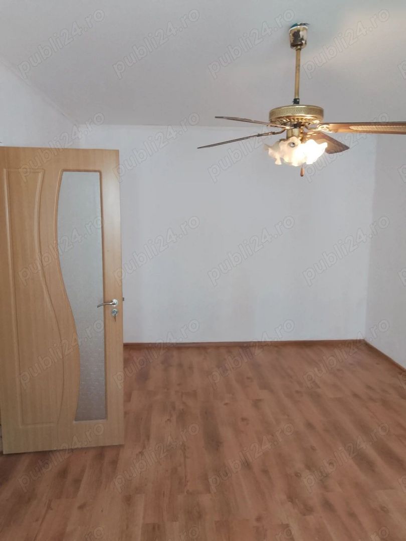 Vand apartament 2 camere zona Gorjului - Poză 8