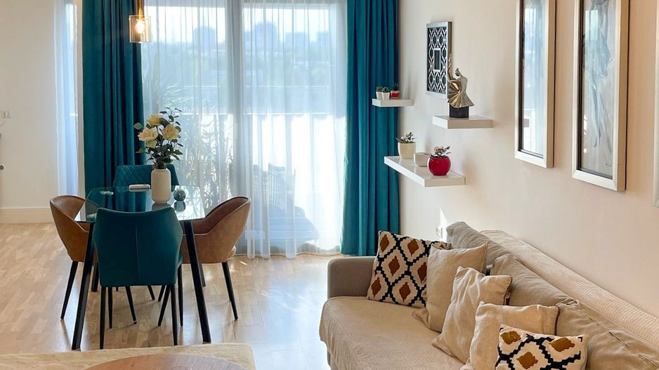 Închiriere apartament 2 camere, 68mp - Poză 2