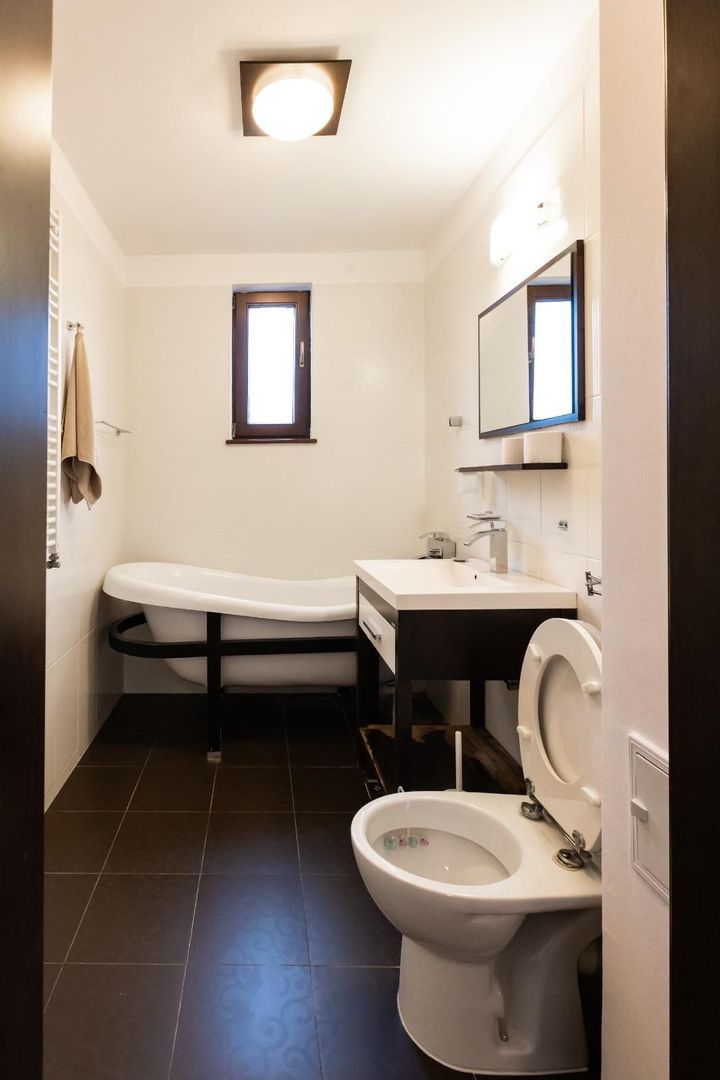 Apartament spatios cu garaj in zona Bogdanesti - Poză 18