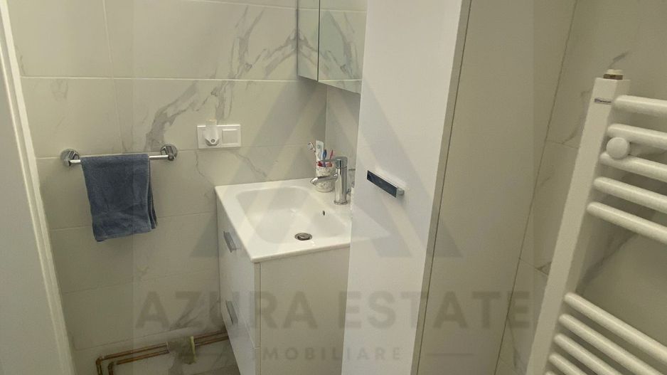 Apartament 3 camere 2 bai curte 85 mp 2 locuri de parcare in Selimbar - Poză 11
