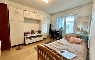 Garsonieră  Zorilor– Strada Ciresilor, zona UMF, dotată cu centrală proprie