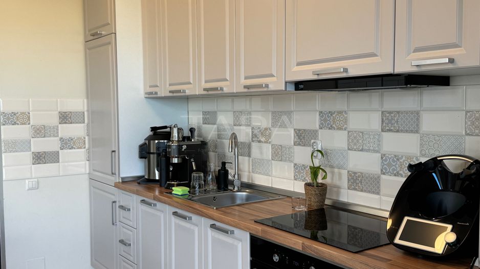 Apartament cu terasă 12mp, Lacul Iulius Mall, panorama, parcare. - Poză 1