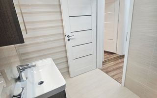 🏢 Spațiu de birouri de închiriat, 6 camere – Central, Ploiești - Poză 46