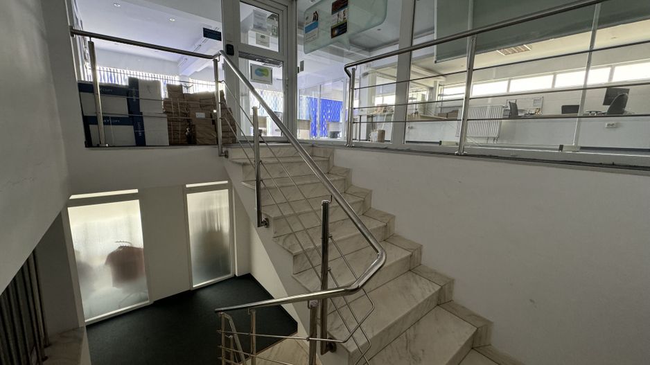 Clădire Multifuncțională de Vânzare în Târgu Mureș, Zona Gării - Poză 20