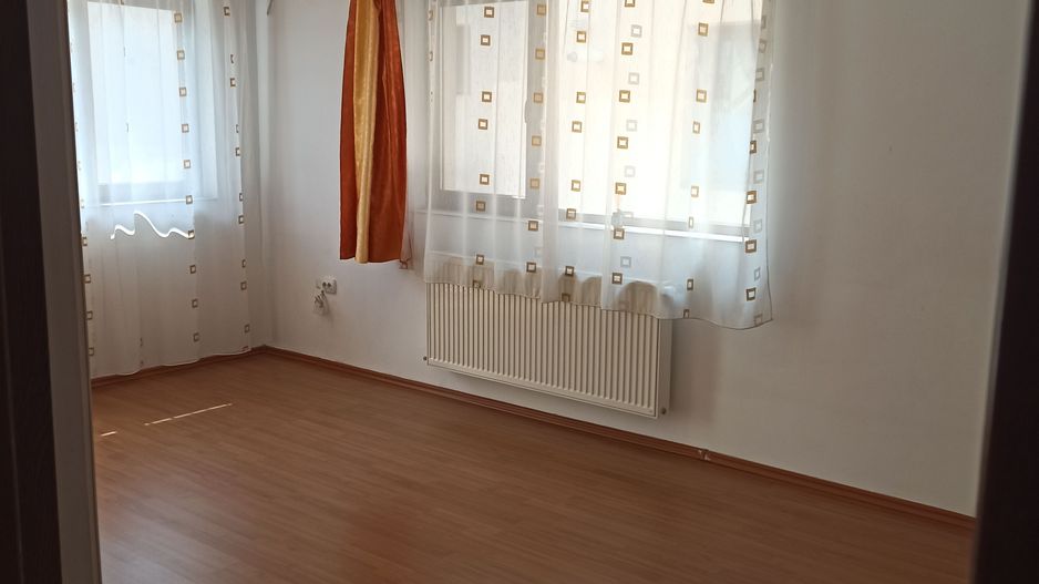 2cam.dec-et.1+parcare+gradina amenajata/15min metrou D.Leonida - Poză 1