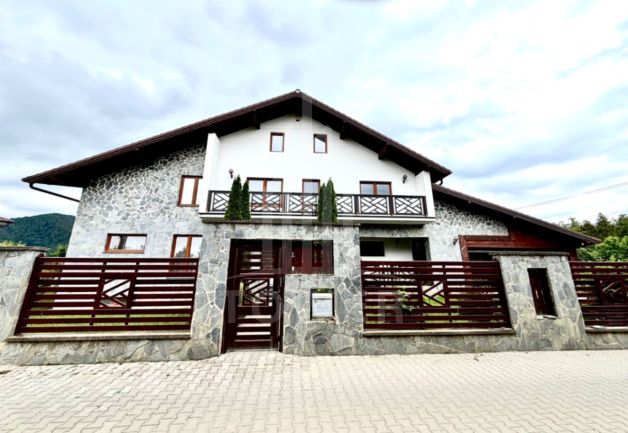 Casă premium de închiriat-Cisnadioara - Poză 1
