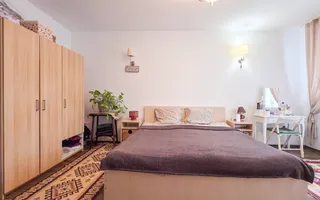 Casă 11 camere cu livadă | Dragomirești-Deal | De Închiriat - Poză 11