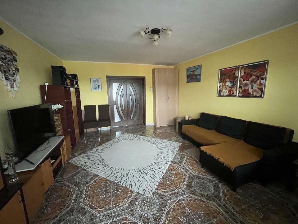 PARTICULAR, 3 CAMERE PIATA UNIRII - Poză 1