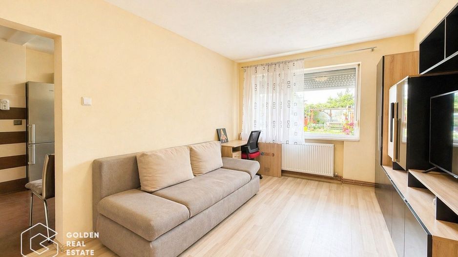 Apartament 2 camere, parter, zona UTA - Poză 3