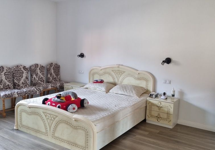 Casă +axexa+teren generos, zona 14 Mai - Poză 5