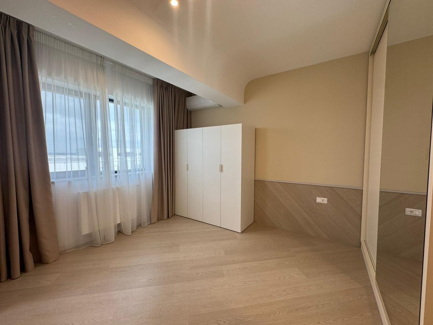 2 camere || Cortina North - Poză 6