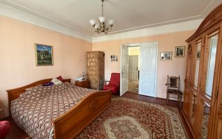 Casă ultracentrală | Rădăuți | 570 mp teren | 100 mp construiți - Poză 2