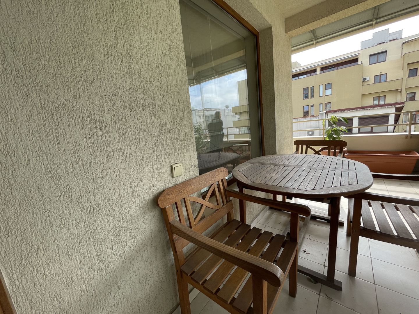 PENTHOUSE SUPERB CU 4 CAMERE LA INCHIRIERE LANGA PARCUL HERATSRAU - Poză 6