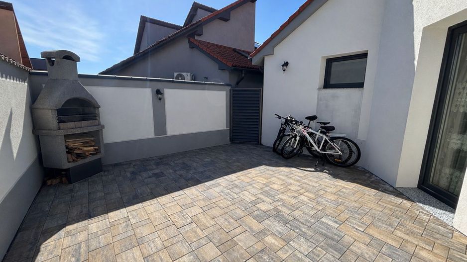 Casa INDIVIDUALA 6 camere, curte superba - zona Brana, Selimbar - Poză 18
