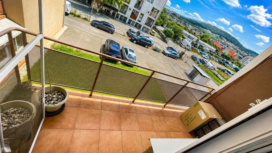 Apartament Modern De Vanzare | 2 Dormitoare | Parcare | Balcon x 2 | Etaj 2/3 - Poză 12