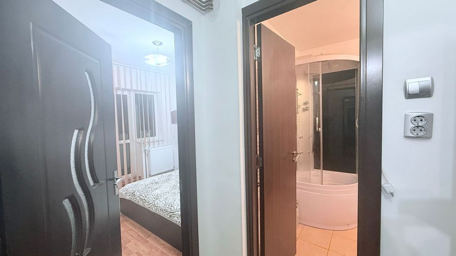 APARTAMENT 2 CAMERE MOBILAT & UTILAT CENTRALA TERMICA BLOC 1984 - Poză 7