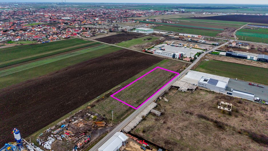 Teren cu acces DN7 și A1, ideal pentru dezvoltări industriale - Poză 3
