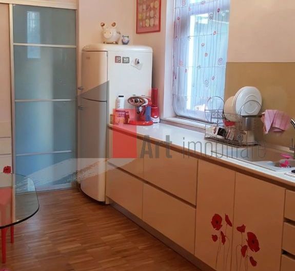 O vilă cu suflet, în inima unei oaze urbane,  D+P+2-190 mp utili - Poză 5