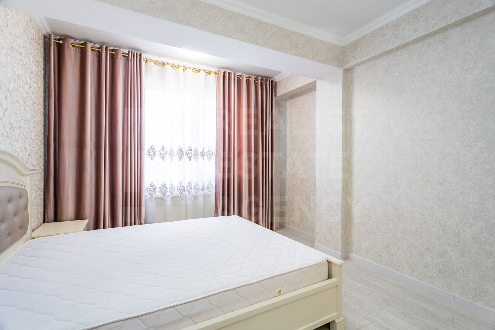 Chirie, apartament, 2 camere, str. Vasile Alecsandri, Centru - Poză 4