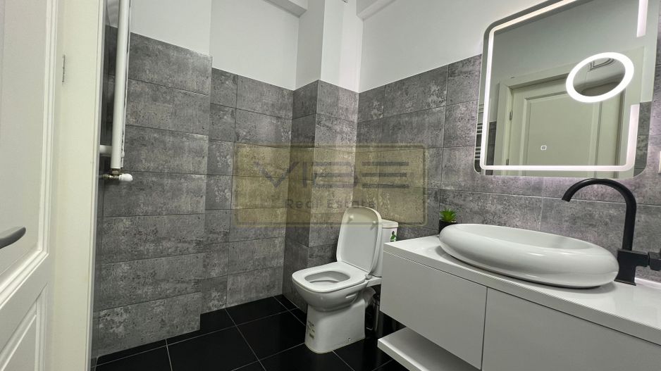 Apartament 2 camere mobilat/intabulat  Galata -  1km Belvedere - Poză 18