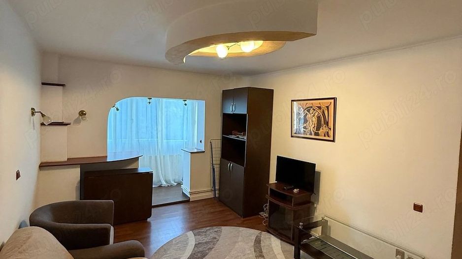 De închiriat 3 camere decomandat, renovat, lift, zona Sebastian - Poză 2