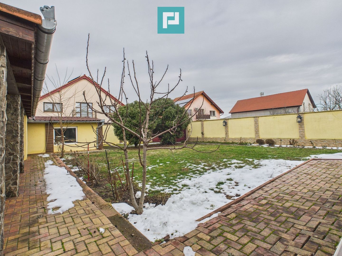 Vilă elegantă cu etaj în Zădăreni - Poză 22