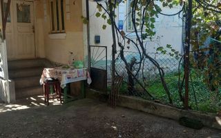 Casă 2 camere de vânzare | Francesti | 75 mp | teren 2000 mp - Poză 3