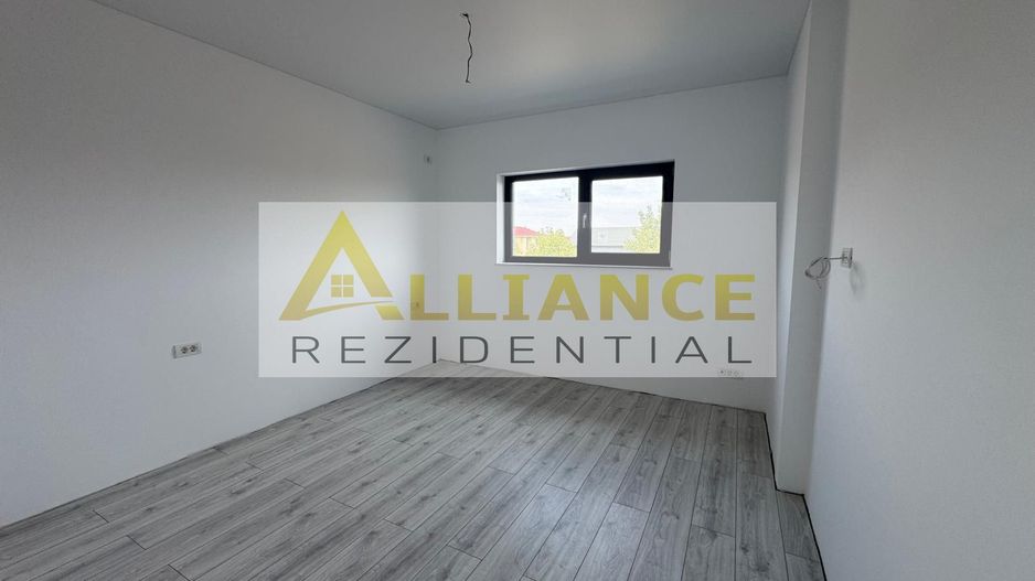 Casa Individuala - 4 camere - 2 bai - 320mp teren - Poză 11