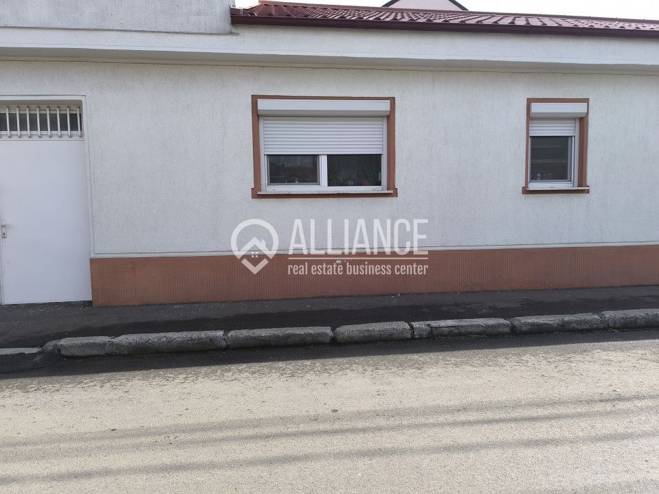 BRATIANU 2 COCOSI(COD03) - Casa si curte cu utilitati incluse ! - Poză 30