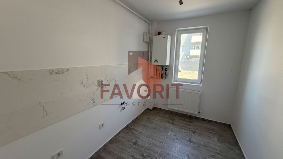 Disponibil imediat. Decomandat. TVA 21% inclus in pret - Poză 2