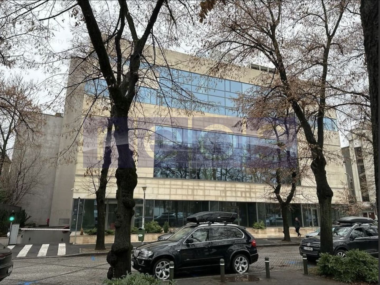 Claire birouri | Bulevardul Aviatorilor | 1900 mp | 39 locuri parcare | - Poză 5