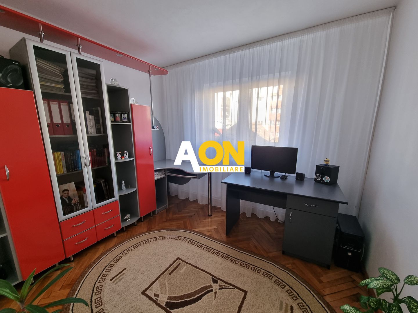 De vanzare apartament 5 camere, etaj intermediar, Cetate - Poză 5
