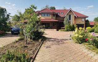 Vilă de lux mobilata/utilata cu terasa+foisor, garaj,gradina si livada