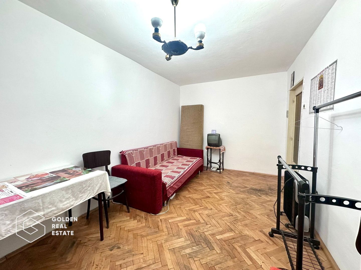 Garsoniera spatioasa, etajul 1, zona Lebada - Poză 1