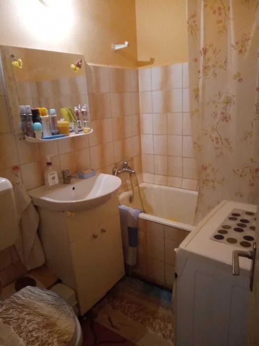 Ag EUROPA vinde gars. 34mp et. 2 zona Pantelimon - Poză 3