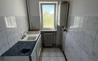 Apartament 2 camere decomandat – Micro 7 | Etaj 2 | Balcon | Panoramă - Poză 4
