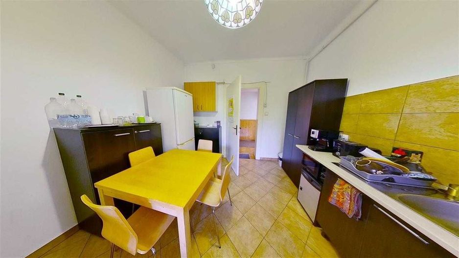 Casa in zona centrala Brasov - Poză 6