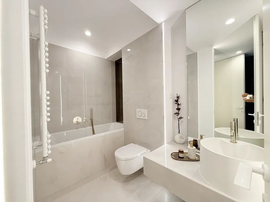 For Rent Spacious 3-Room Apartment | 85 sqm | Cortina North | Parking - Poză 5