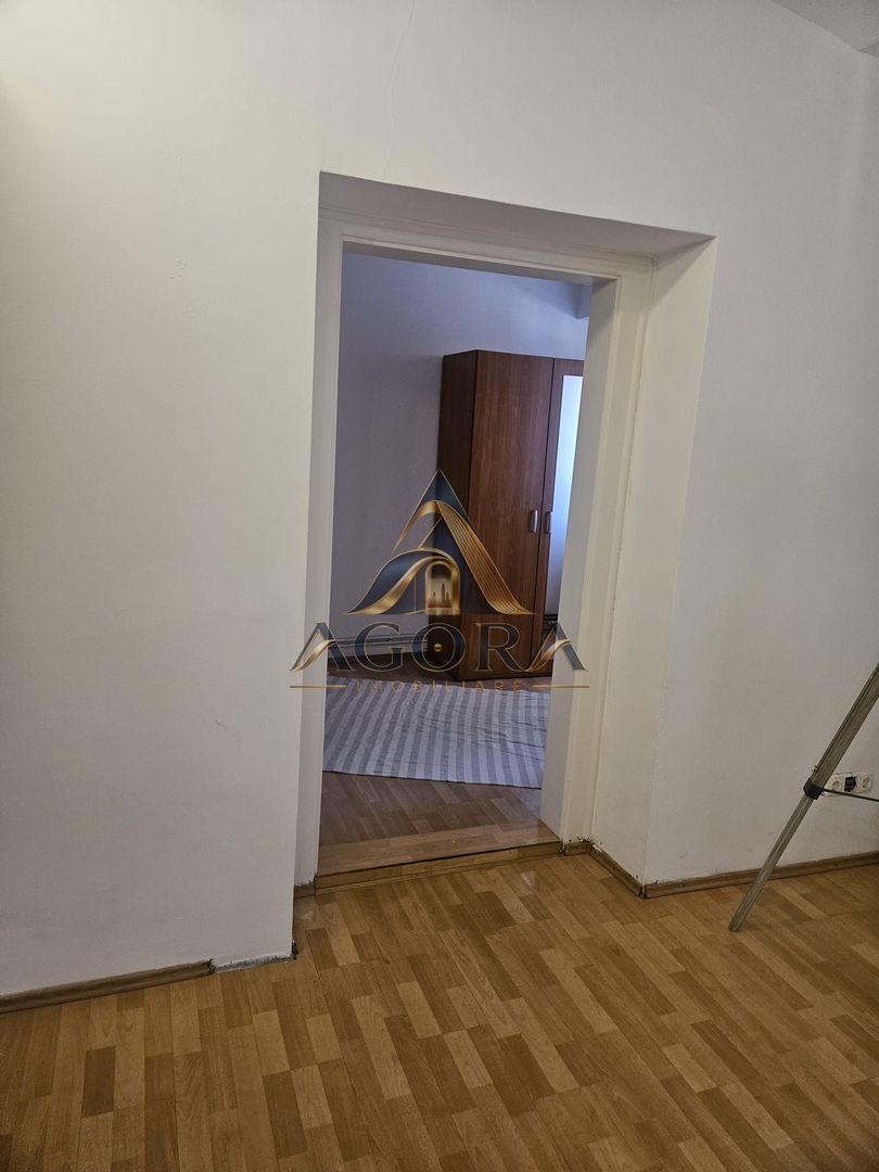 Apartament la casa de închiriat, zona centrală - Poză 2