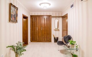 Apartament cu 2 camere în Inima Sibiului - Poză 1