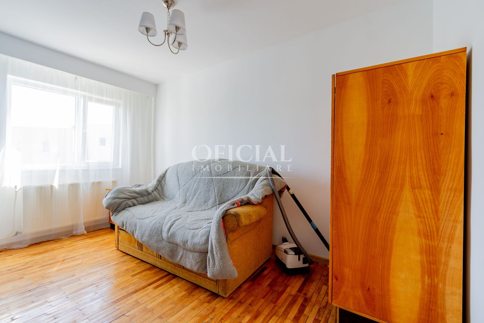 Apartament 3 Camere | 43 Mp | Renovat | Centrala | Manastur Mehedinti - Poză 10